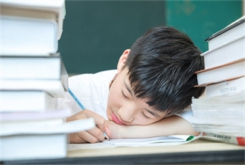 兒童視覺感統(tǒng)失調有哪些表現(xiàn)？